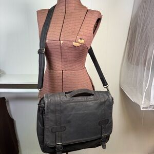 Vintage (1990's) Black Eddie Bauer Leather Messenger Satchel Bag Unisex